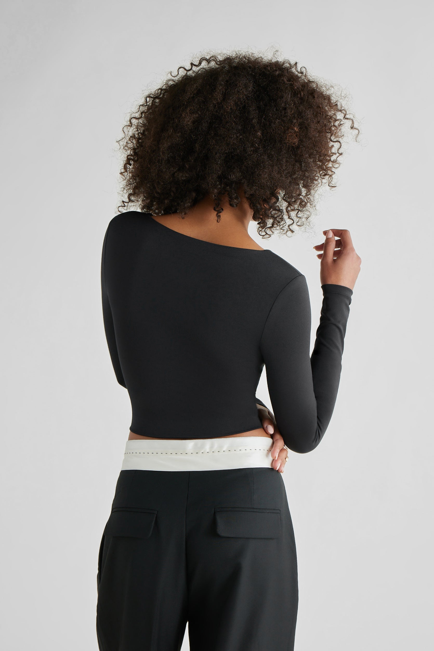 V Long Sleeve Crop